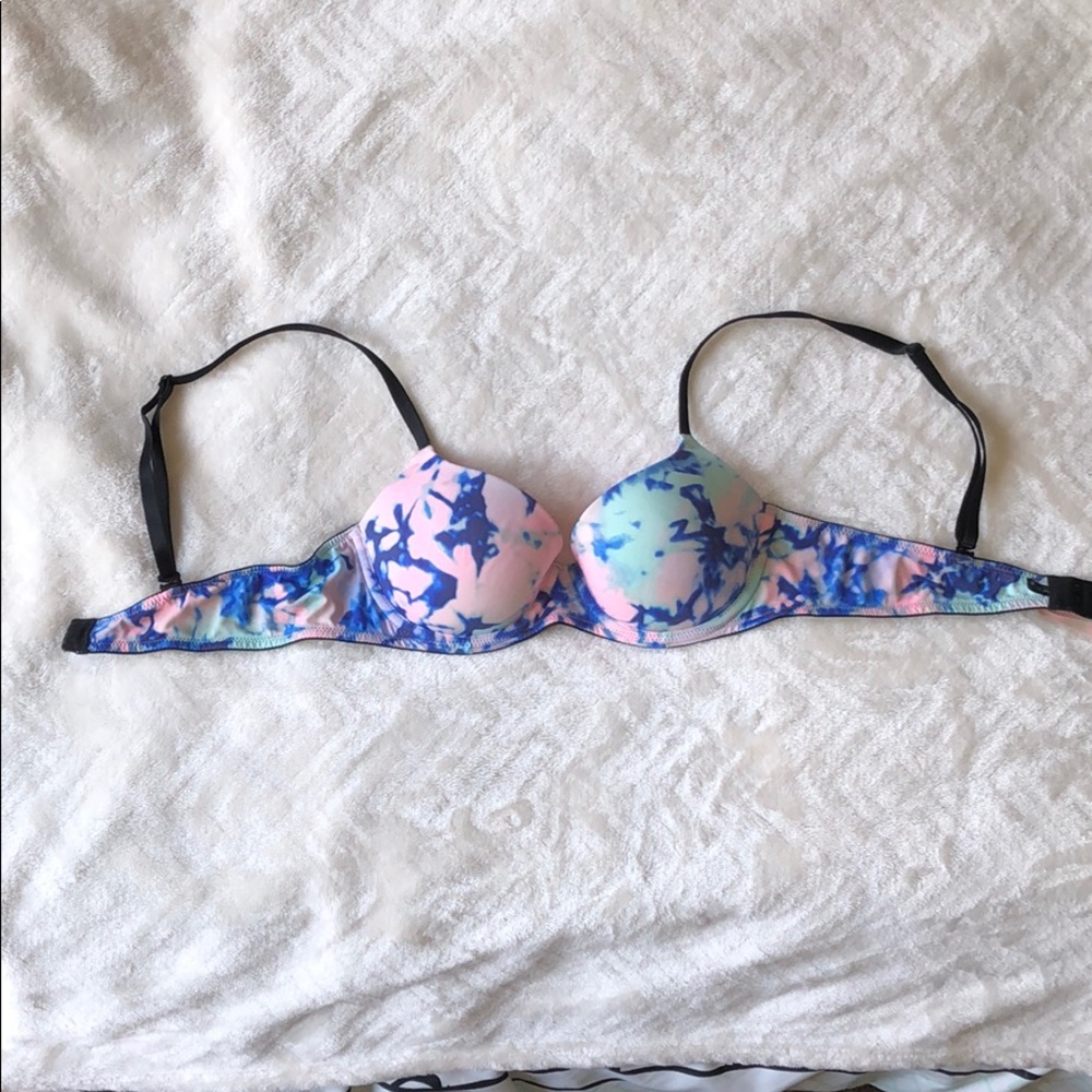 Victoria’s Secret bra